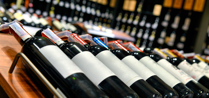 Should Wine Bottles Include Nutrition and Ingredient Labels?