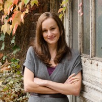 Mary Cressler Headshot